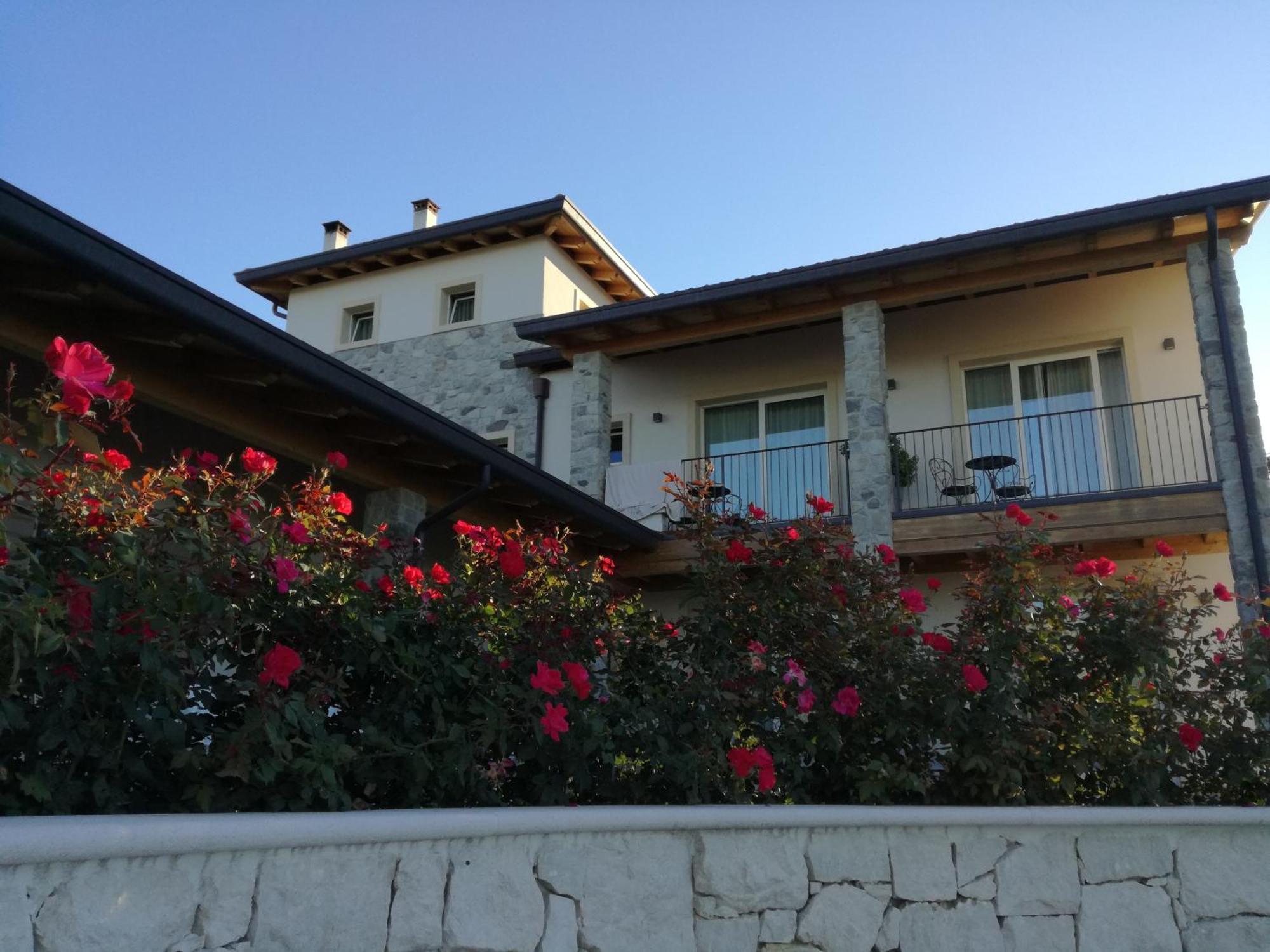 Relais Colle San Giorgio Bed & Breakfast Bardolino Exterior photo