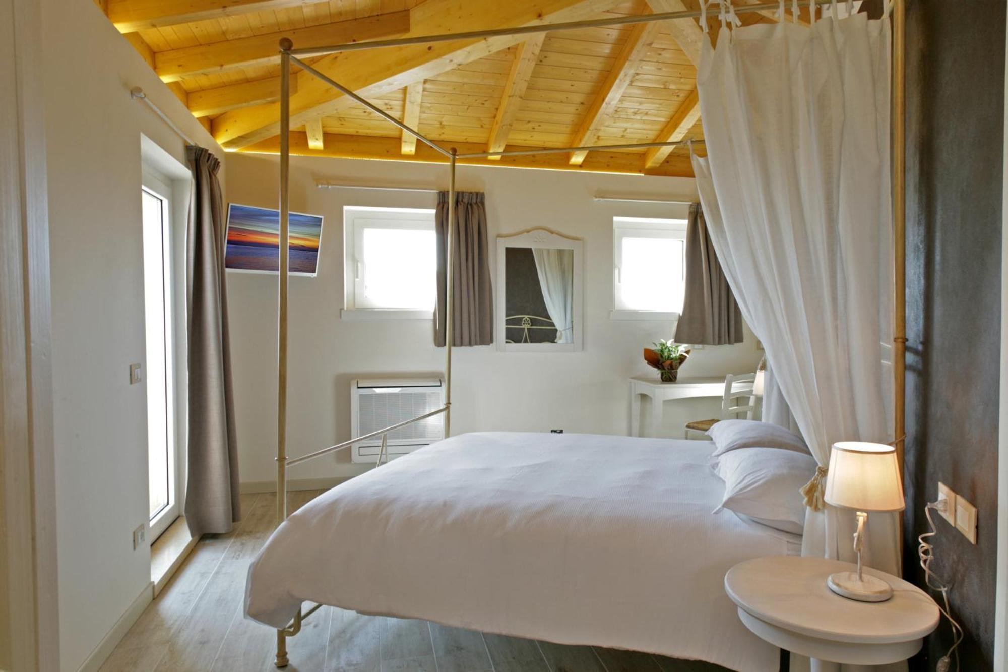 Relais Colle San Giorgio Bed & Breakfast Bardolino Room photo