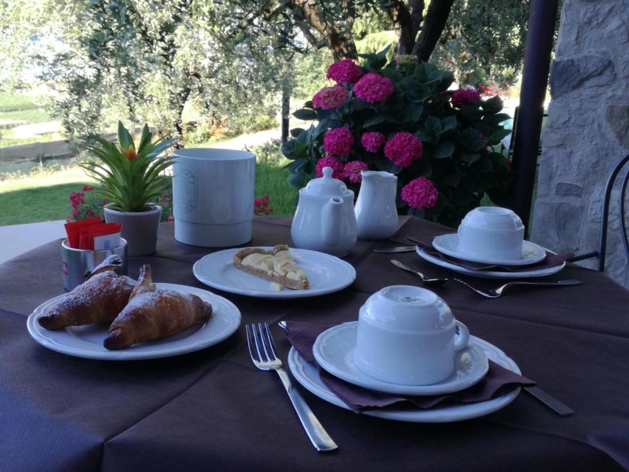 Relais Colle San Giorgio Bed & Breakfast Bardolino Exterior photo